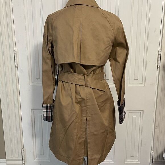 COURT & Rowe Trench Coat Size Medium Khaki. NWT - Picture 3 of 14